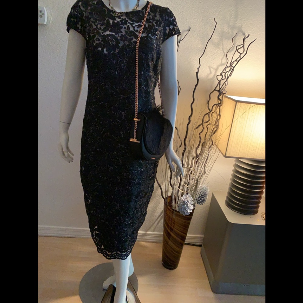 MARINA Black Short sleeve Lace Metallic Dress - Picture 4 of 8